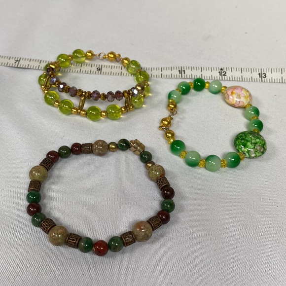 Set of 8 boho style coil wrap bead bracelets - Picture 4 of 4